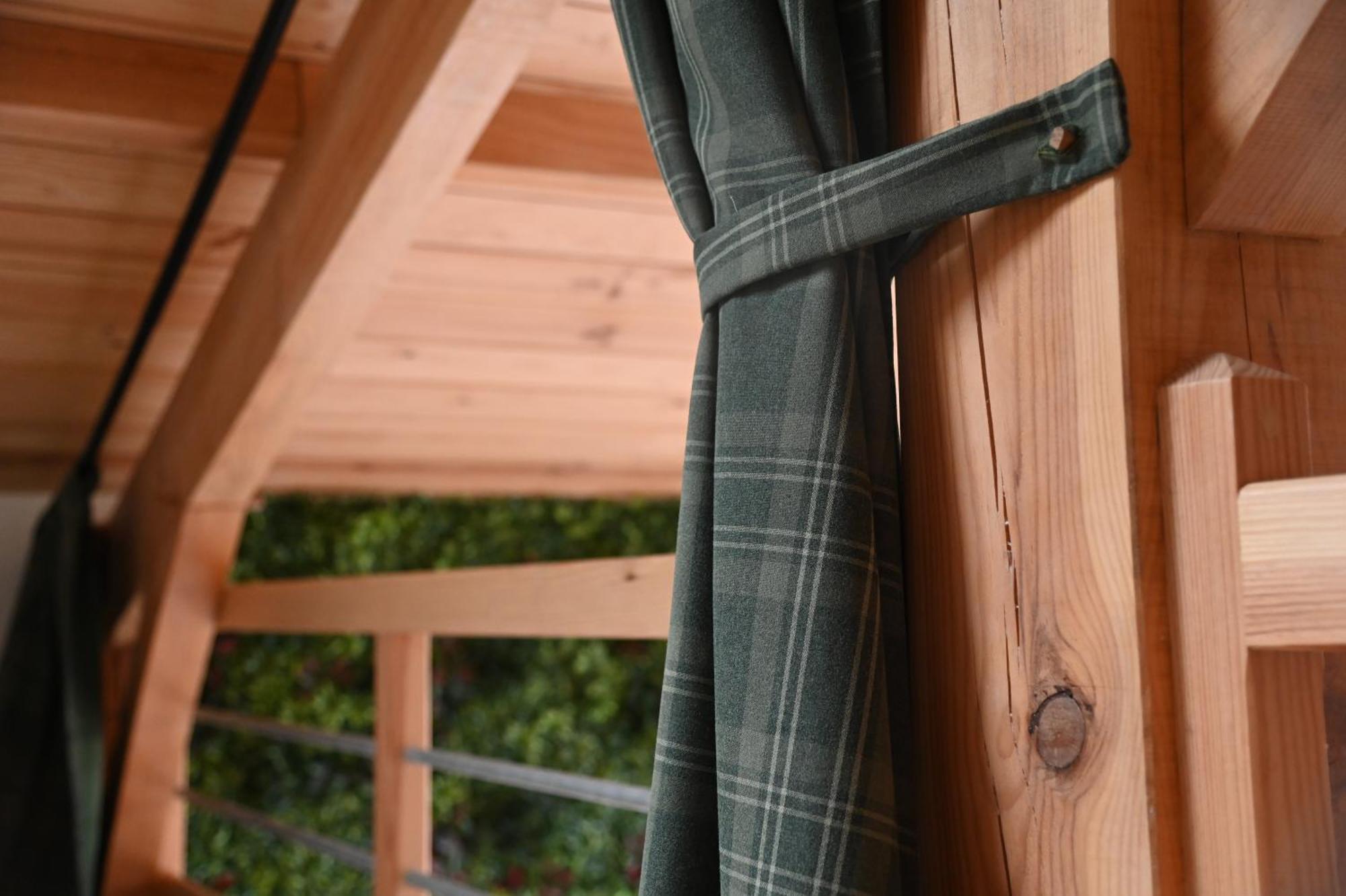 Pinea - Authentique En Pin Des Landes Saint-Yaguen